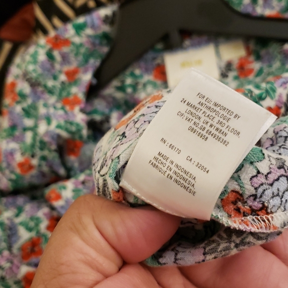 Floral top - Picture 4 of 5